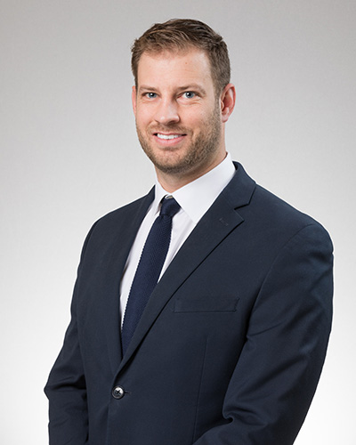 Portrait photograph of Senator Kenneth Bogner